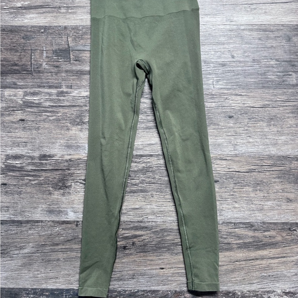 Alphalete Olive Green Leggings